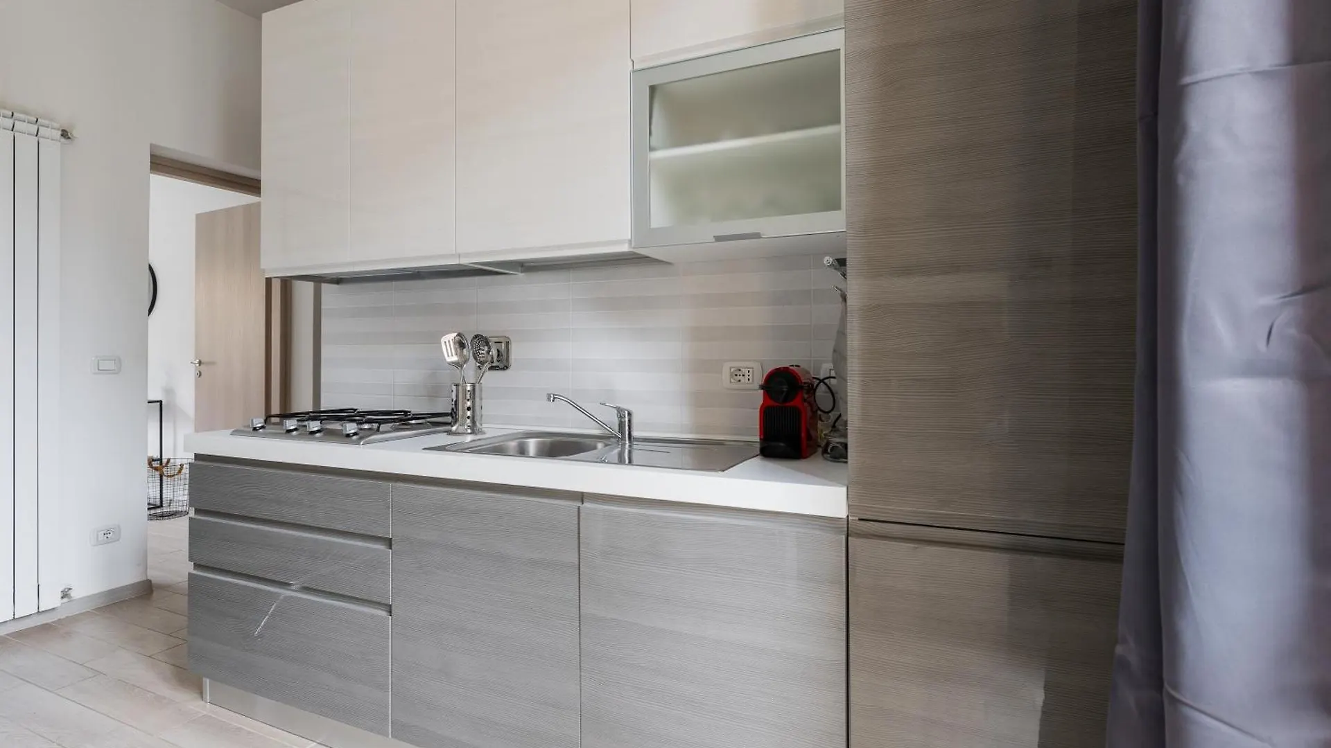Bologna Suite 0*,  Italy
