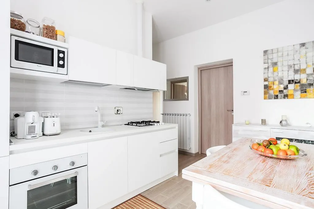 Bologna Suite 0*,  Italy